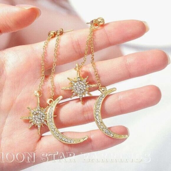 Moon and Star Crescent Earrings - Picture 1 of 3